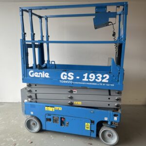 3755_Genie_GS1932_fra_siden1