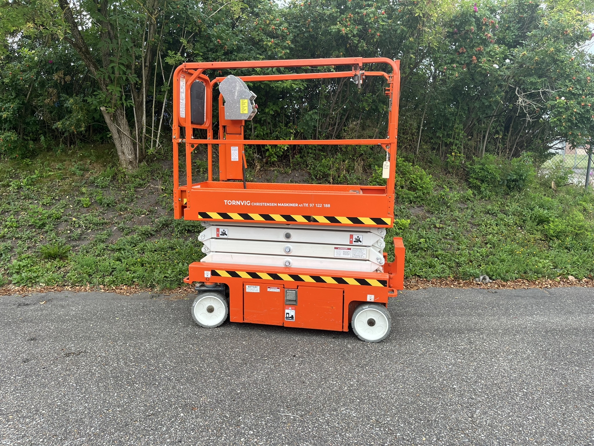 3900_Snorkel_lift_S3219E_side1