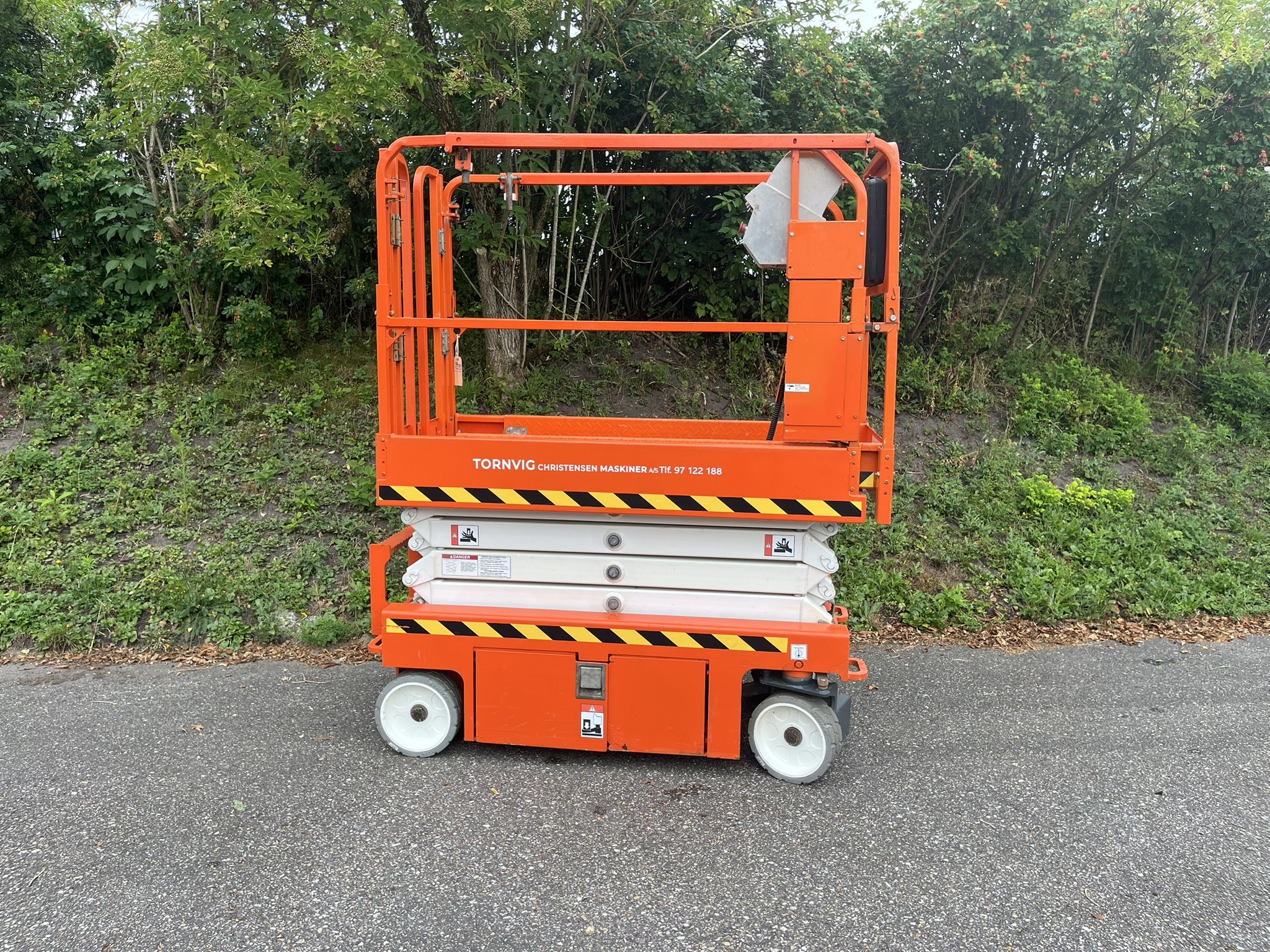 3900_Snorkel_lift_S3219E_side2
