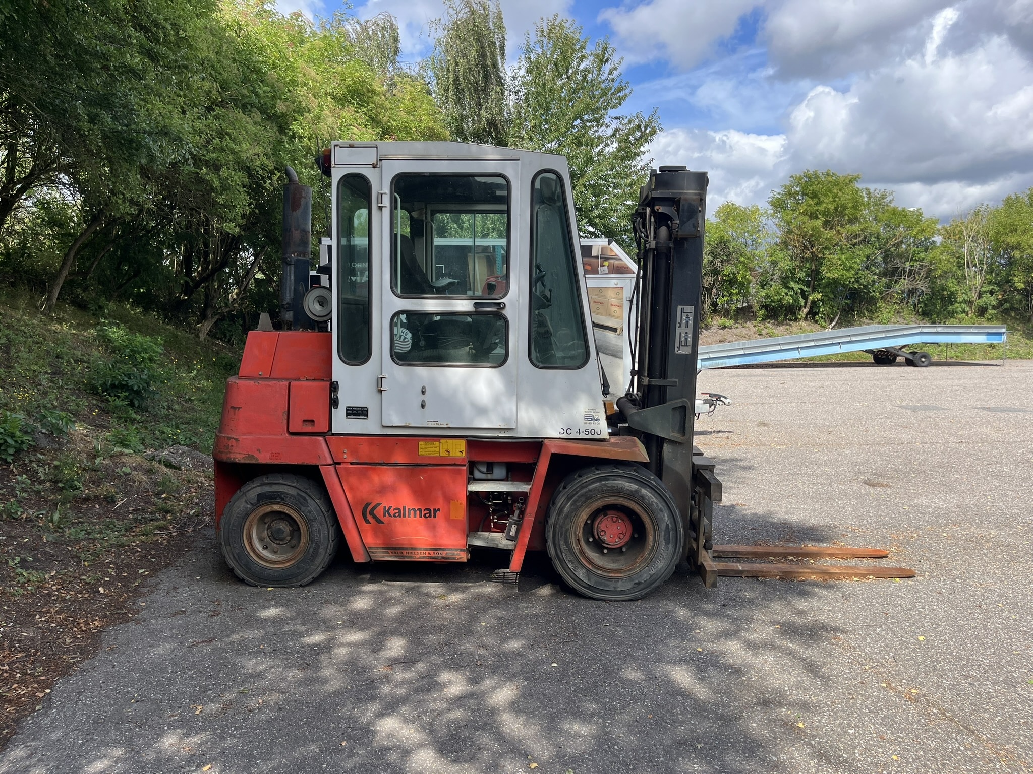 4322_kalmar_die-truck_dc4-500_side1