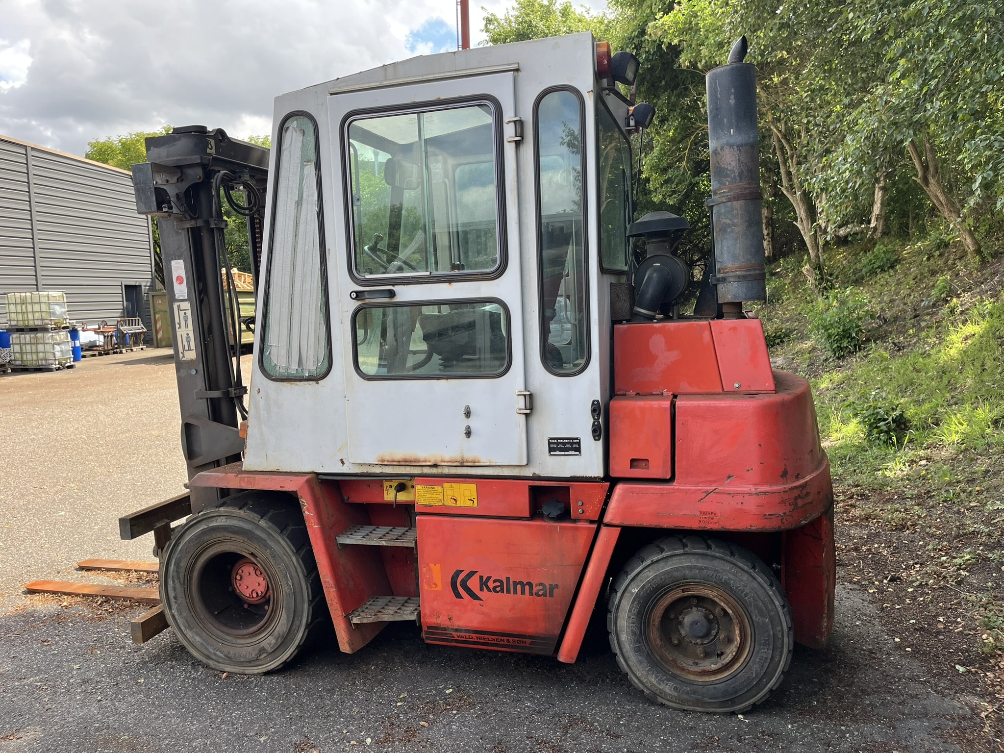 4322_kalmar_die-truck_dc4-500_side2